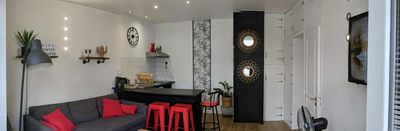 Apartment Quai De Versailles *